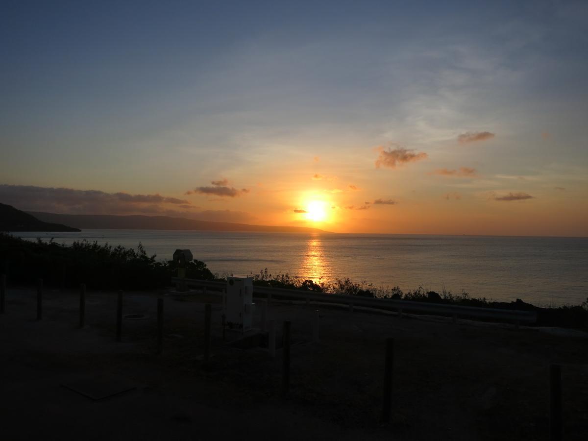 The Sunset Hotel Flying Fish Cove Eksteriør billede