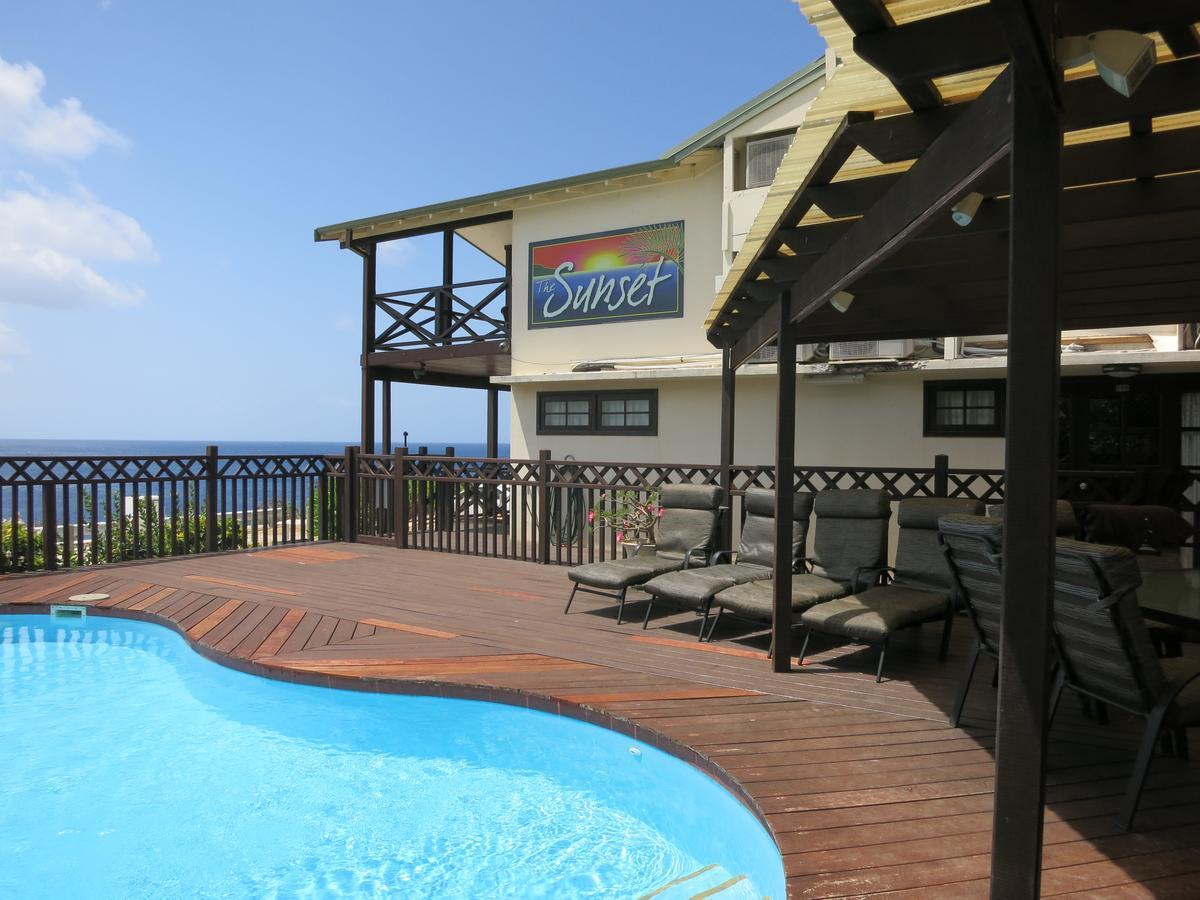 The Sunset Hotel Flying Fish Cove Eksteriør billede