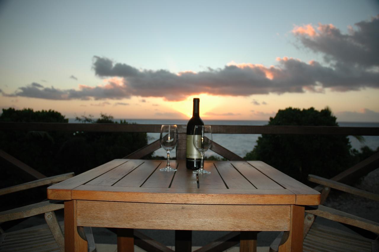 The Sunset Hotel Flying Fish Cove Eksteriør billede
